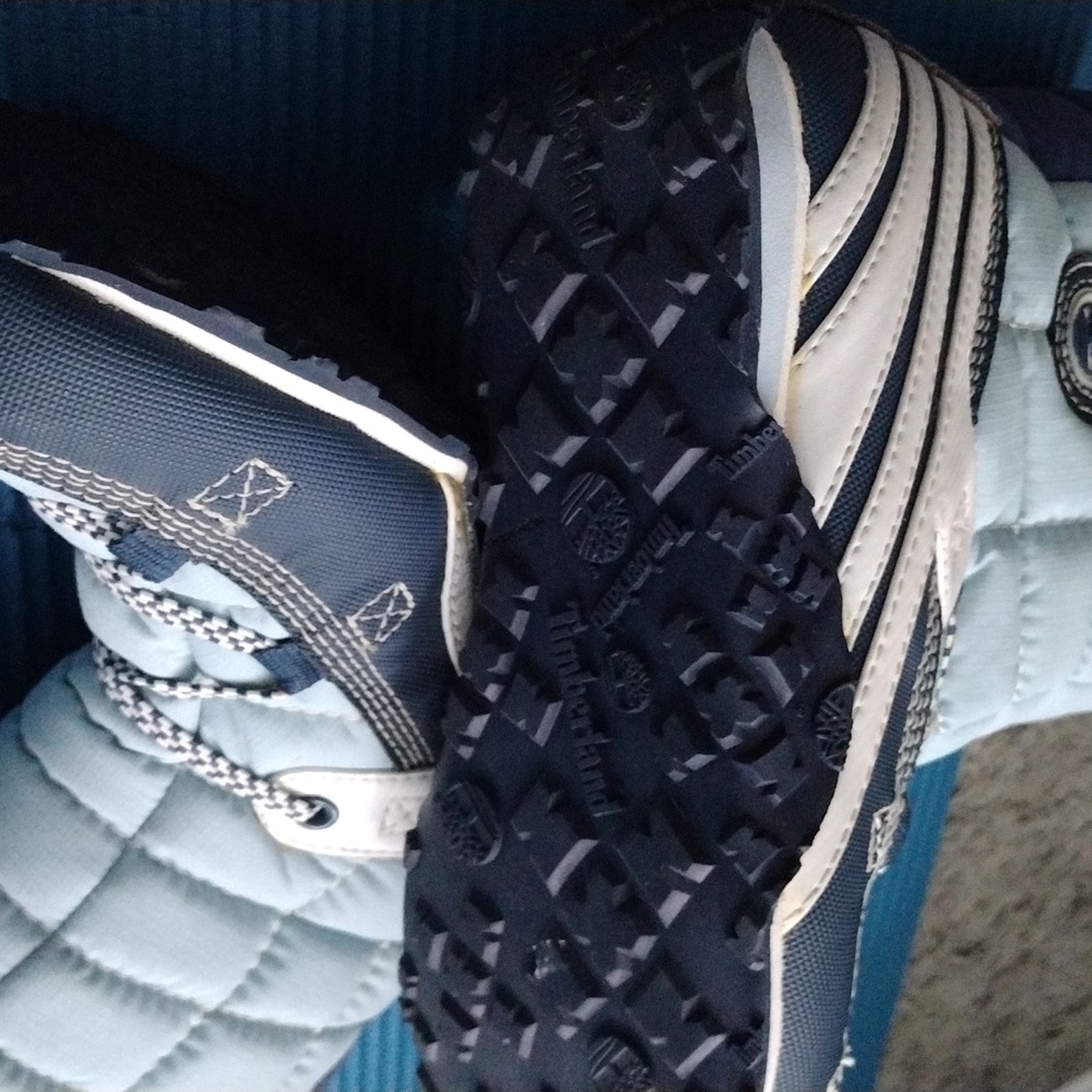 Snow boots - Picture 3 of 5
